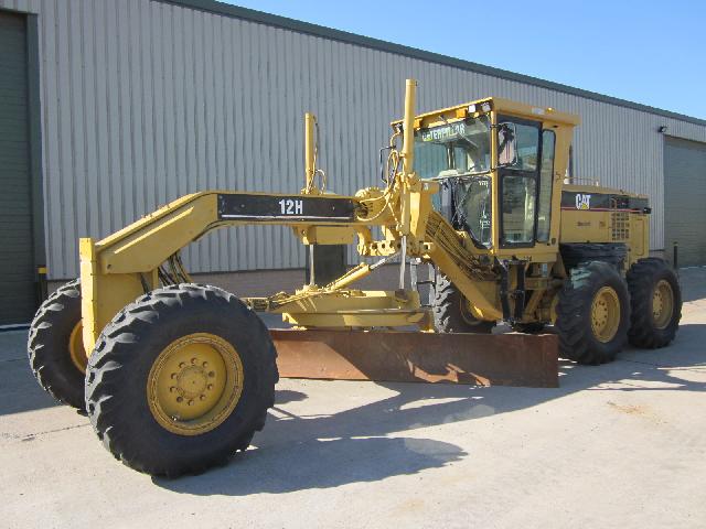Caterpillar Grader 12 H  - Govsales of mod surplus ex army trucks, ex army land rovers and other military vehicles for sale