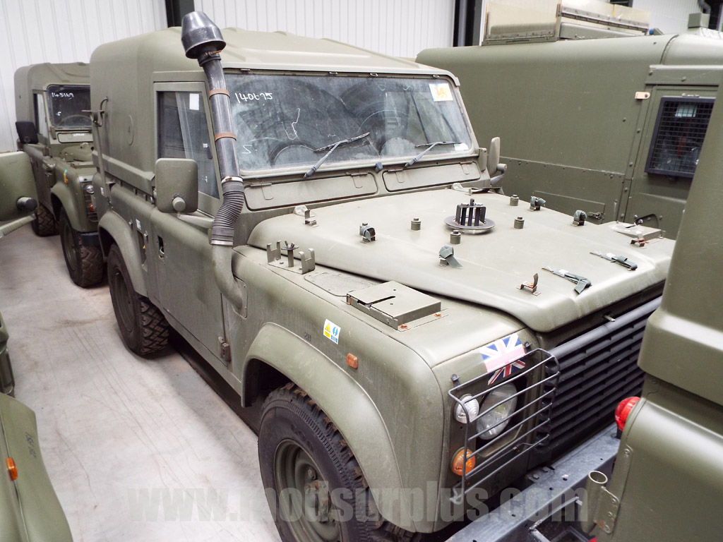 Land Rover Defender 90 Wolf RHD Hard Top (Remus) - Govsales of mod surplus ex army trucks, ex army land rovers and other military vehicles for sale