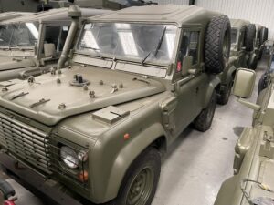 Land Rover Defender 90 Wolf LHD Hard Top (Remus) – 14939