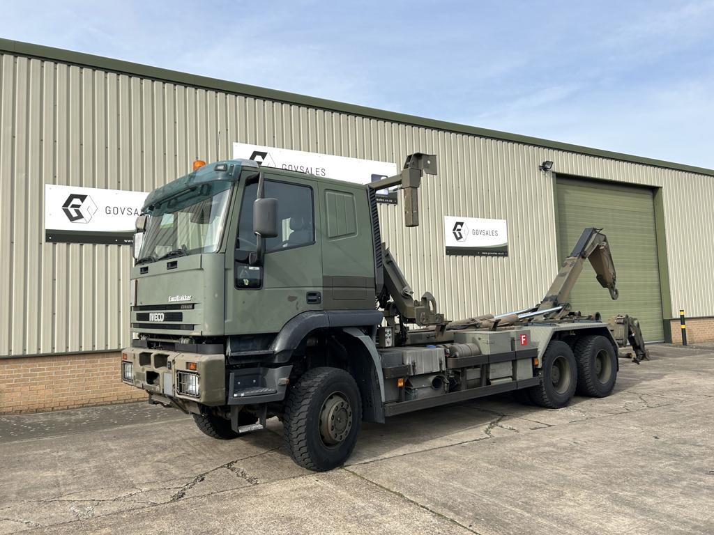 Iveco Eurotrakker 260E44 6x6 Hook Loaders