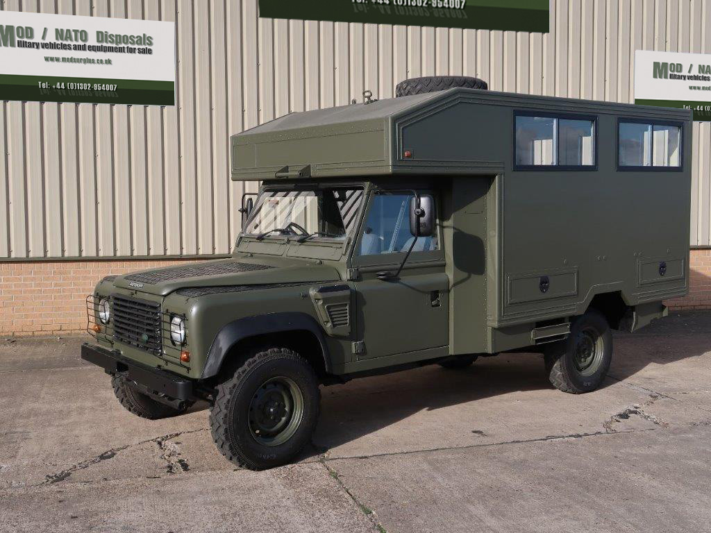 Land Rover Defender 130 Wolf Gun Bus (shoot vehicle)