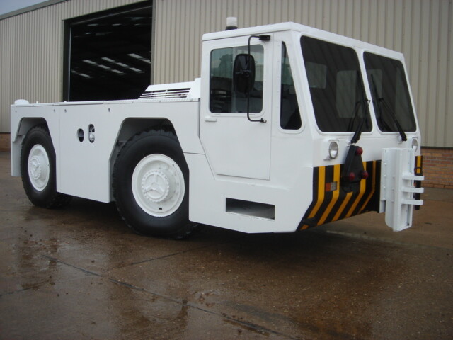 Reliance Mercury RM350 Tug