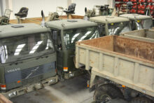 Volvo FL12 6x6 Tipper with clam shell grab