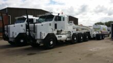 Oshkosh M1070 Tractor Units