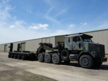 Oshkosh M1070 Tractor Units