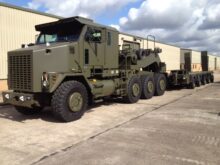 Oshkosh M1070 Tractor Units