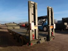 Broshuis E2130 Tri Axle Step Frame Low Loader Trailer