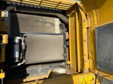 Caterpillar Tracked Excavator 320 DL