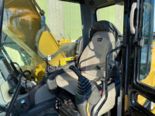 Caterpillar Tracked Excavator 320 DL