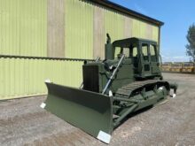 Caterpillar D6D dozer with Ripper