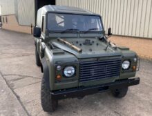 Land Rover Defender 110 Wolf REMUS RHD Hard Top