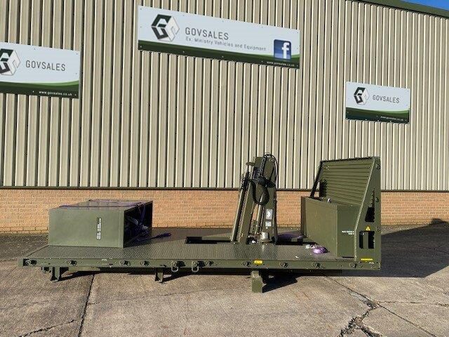 Unused cargo body with Hiab Crane