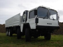 MAN 464 8x8 KAT A1 Cargo Truck With Crane