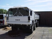 MAN 464 8x8 KAT A1 Cargo Truck With Crane