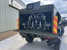 Leyland DAF 4x4 5000 litre tanker truck/refueller