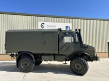 Mercedes Unimog U1550L 4x4 Box Truck