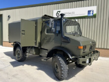 Mercedes Unimog U1550L 4x4 Box Truck