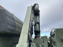 Mercedes 1017 4x4 Cargo Truck With Crane