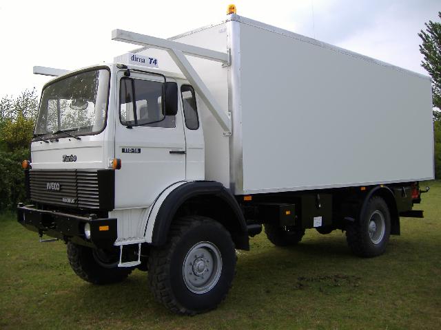 Iveco 110-16 4×4 refrigerated cargo truck – 33041