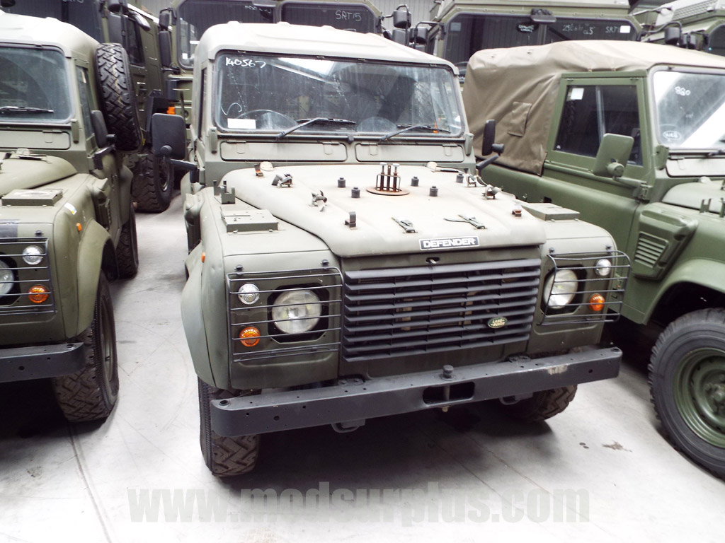 Land Rover Defender 90 Wolf RHD Hard Top (Remus) – 15037