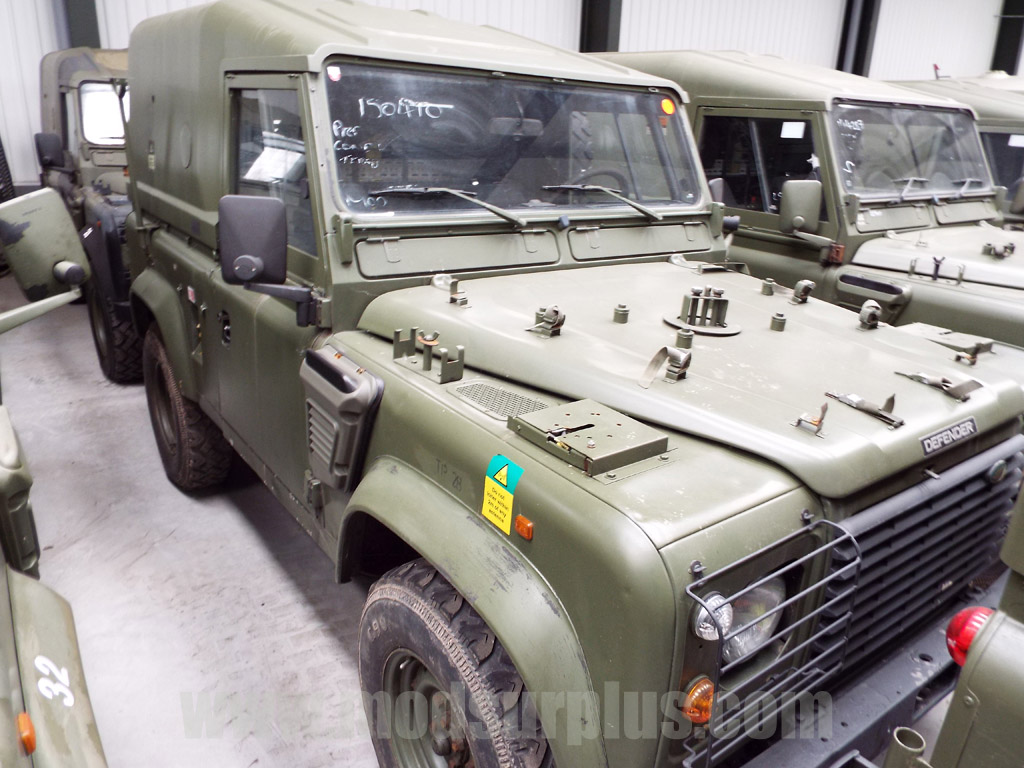 Land Rover Defender 90 Wolf LHD Hard Top (Remus) – 15135