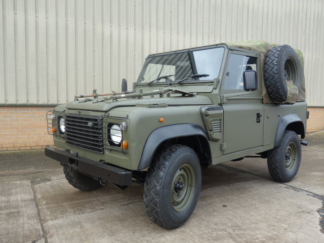 Land rover 90 RHD wolf (Soft Top) – 40059