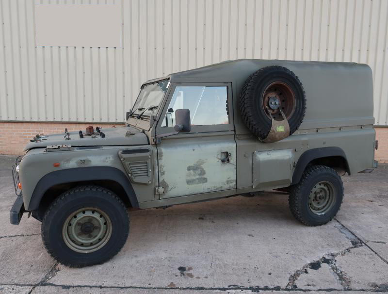 Land Rover Defender 110 Wolf  RHD Hard Top (Remus) – 50240