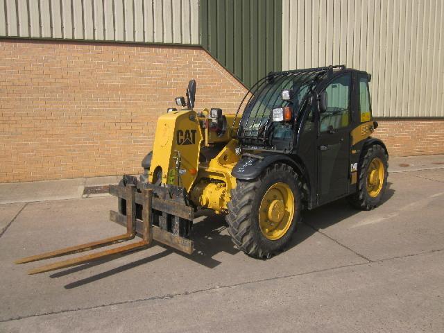 Caterpillar Telehandler TH210 – 32965