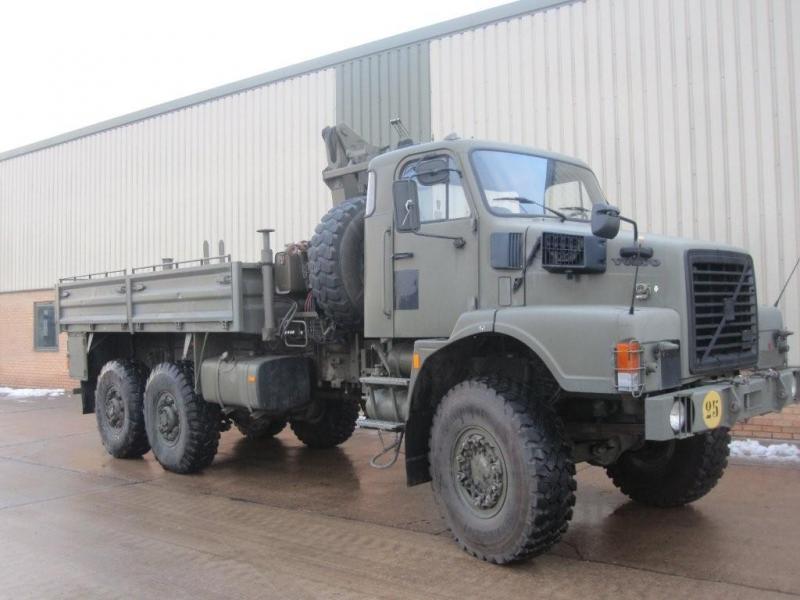 Volvo N10 6×6 cargo/crane truck – 32942