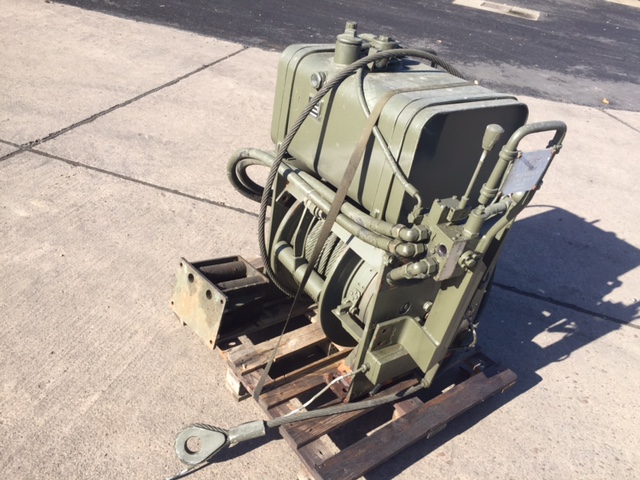 Rotzler 11.5 t hydraulic winch with oil tank – 40121