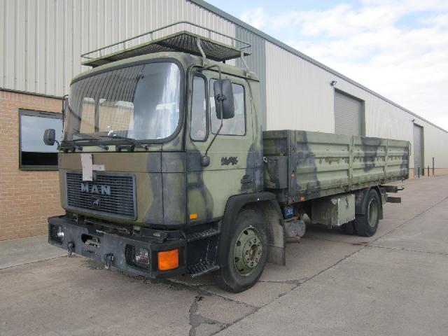MAN 13.192 4×2 LHD drop side cargo truck – 11693