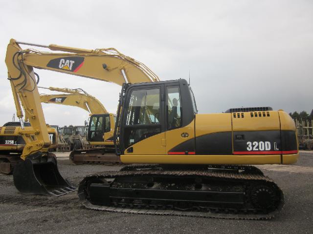 Caterpillar Tracked Excavator 320 DL – 33065