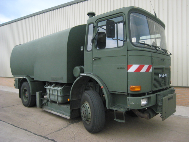MAN 16.240 Sweeper – 32923
