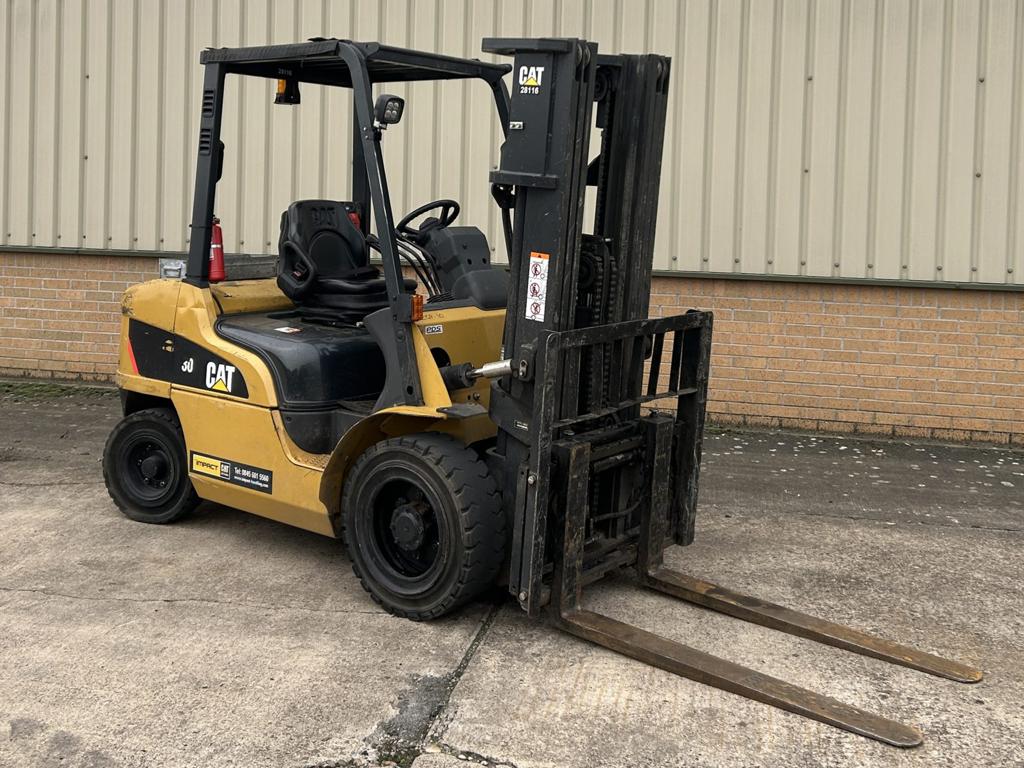 Caterpillar DP30N Forklift – 50561